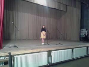 emotivna recitacija djevojčice sa Kosova